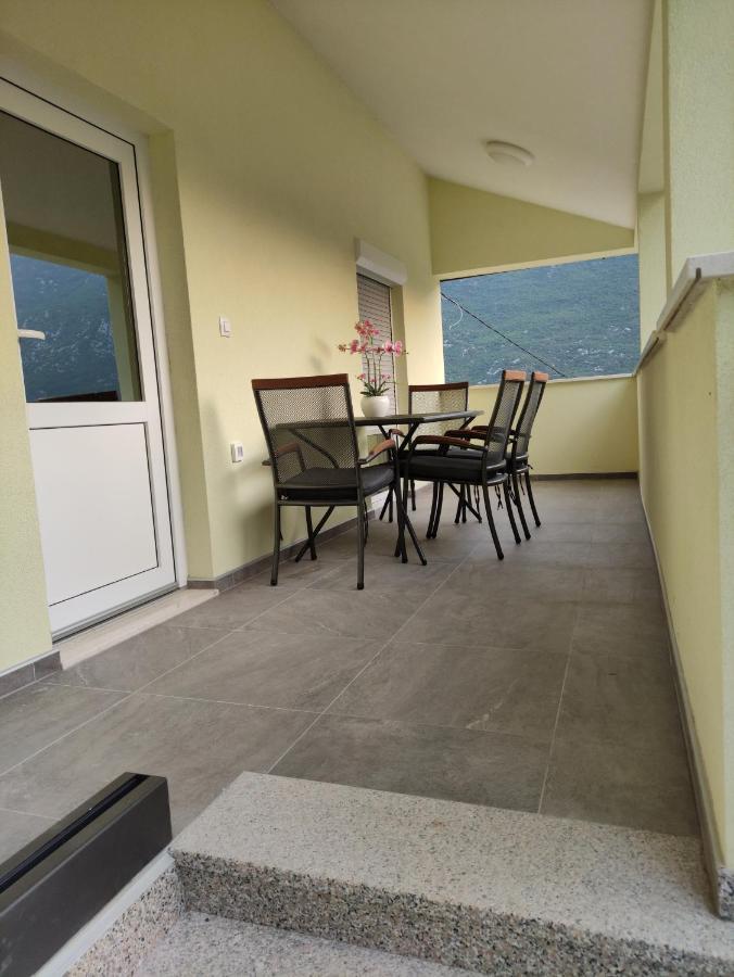 Mira 2 Apartamento Zagvozd Exterior foto