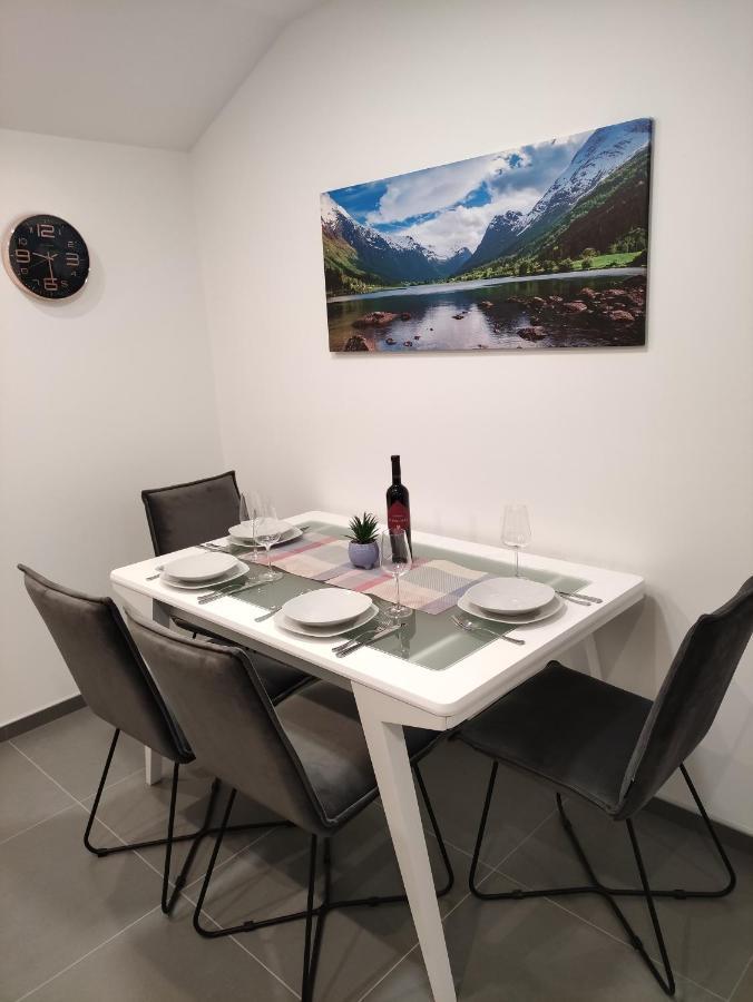 Mira 2 Apartamento Zagvozd Exterior foto